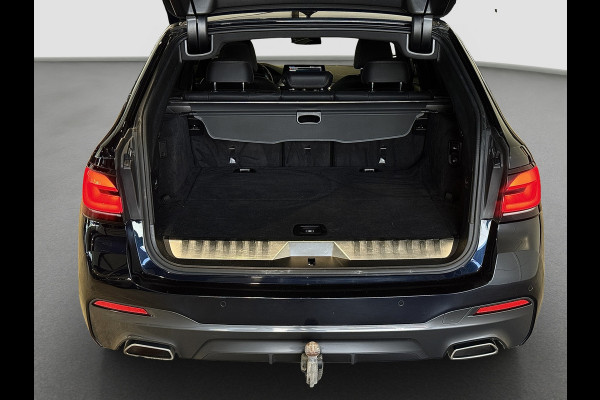 BMW 5 Serie Touring 530e M-Sport | Trekhaak | 360 | ACC | Dealer onderhouden | Elektrische achterklep | Stoelverwraming | LED