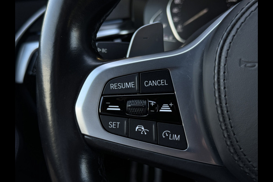 BMW 5 Serie Touring 530e M-Sport | Trekhaak | 360 | ACC | Dealer onderhouden | Elektrische achterklep | Stoelverwraming | LED