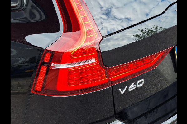 Volvo V60 2.0 T8 Twin Engine AWD R-Design | SOH: 94,3% | Pano | H&K | Luxury Line | HUD | Massage & Memory Leder |