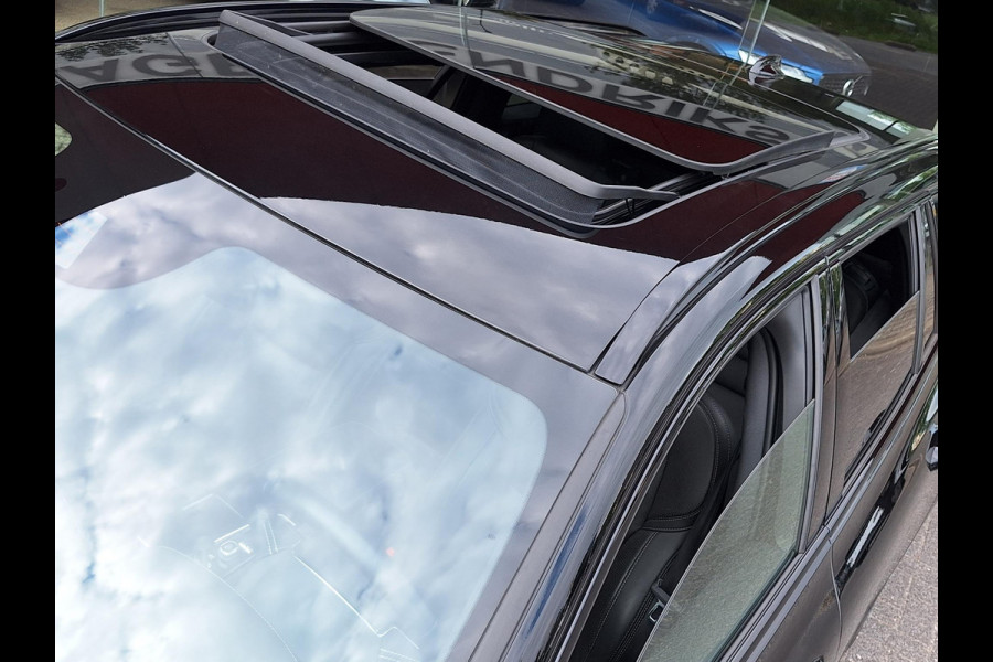 Volvo V60 2.0 T8 Twin Engine AWD R-Design | SOH: 94,3% | Pano | H&K | Luxury Line | HUD | Massage & Memory Leder |