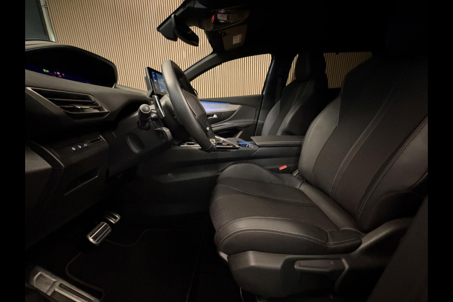 Peugeot 5008 1.2 PureTech 130PK Aut. GT BLACK PAKKET | LED | Camera | Navi | 7 Zits | Incl. garantie
