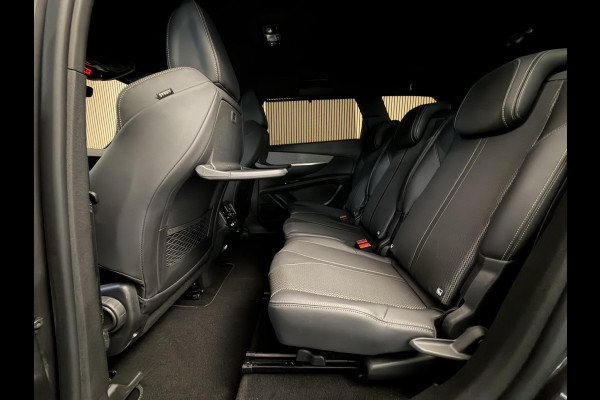 Peugeot 5008 1.2 PureTech 130PK Aut. GT BLACK PAKKET | LED | Camera | Navi | 7 Zits | Incl. garantie