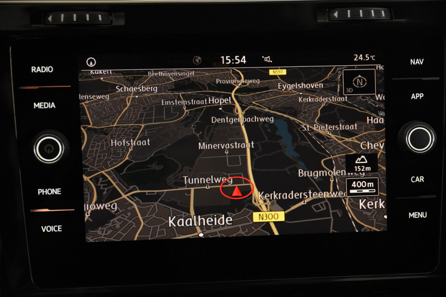 Volkswagen Golf Variant iQ Drive *1ste Eigenaar*Navigatie*Trekhaak*