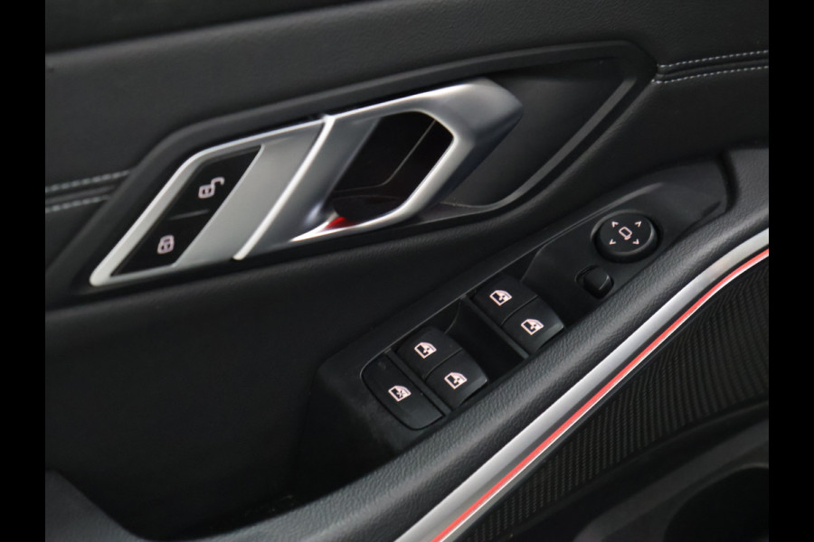 BMW 3 Serie Touring 330e eDrive M Sport [CAMERA, APPLE CARPLAY, ANDROID, TREKHAAK, CRUISE, STOELVERWARMING, ELEKTRISCHE ACHTERKLEP, PDC, NAVIGATIE, NIEUWSTAAT]