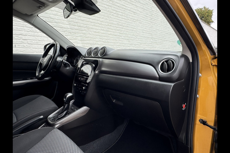 Suzuki Vitara 1.5 Hybrid Select Automaat Trekhaak Camara Navi Adaptive Cruise