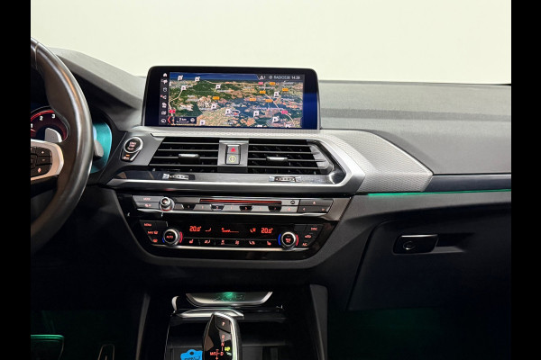 BMW X3 XDrive30i High Ex. M-Sport | Shadow-Line | Pano | Trekhaak | 20"| Ambient | Driving + Park Assist | Adaptief M-onderstel