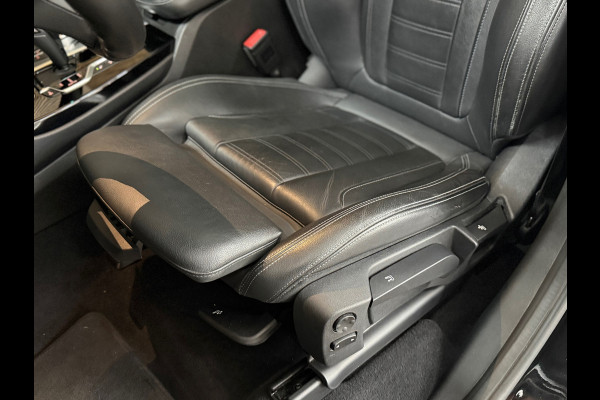 BMW X3 XDrive30i High Ex. M-Sport | Shadow-Line | Pano | Trekhaak | 20"| Ambient | Driving + Park Assist | Adaptief M-onderstel