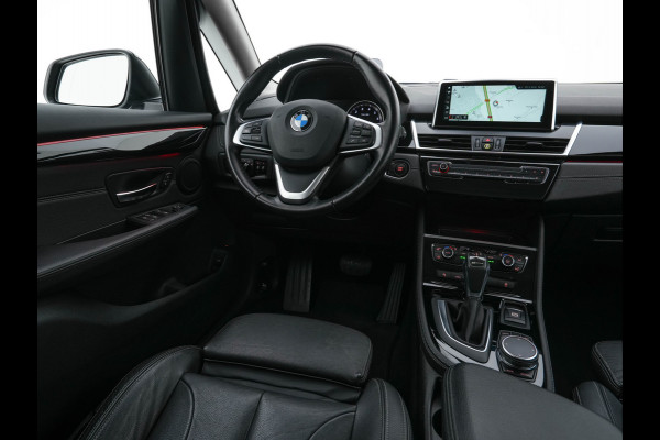 BMW 2 Serie Active Tourer 225xe iPerformance Saphir Edition {SOH-84%} Aut. *LEATHER | HEAD-UP | FULL-LED | HEATED-SPORTSEATS | CAMERA | NAVI-FULLMAP | PRIVACY-GLASS | ECC | PDC | 17''ALU*