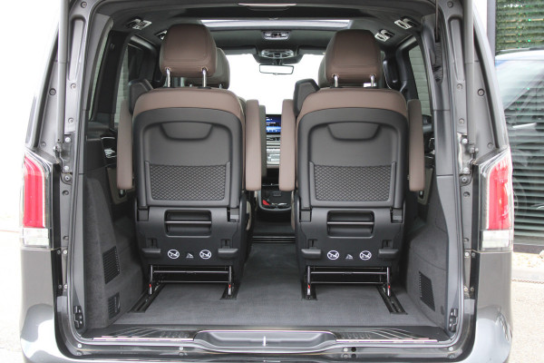 Mercedes-Benz V-Klasse 300d / Exclusive / 6 Persoons / Luchtvering / Pano / INCL BTW-BPM / 2x Elec Schuifd / 360 Cam / Burmester / Vol Opties / NIEUW!!