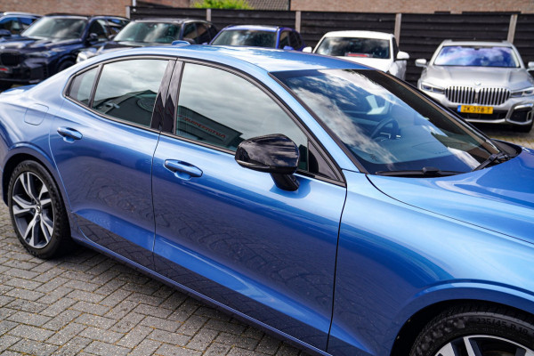 Volvo S60 2.0 T4 R-Design | Luxe R-design stoelen | Trekhaak | Memory stoelen | Camera | Carplay
