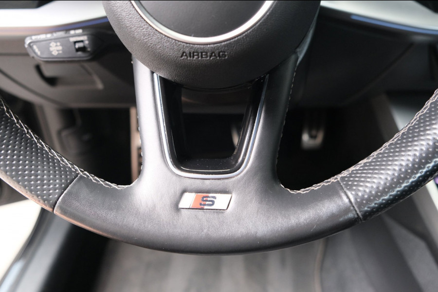 Audi A3 Limousine 35 TFSI S-Edition - Automaat - Airco, Cruise, Carplay, Lederen bekleding, Virtual Display, Stoelverwarming.