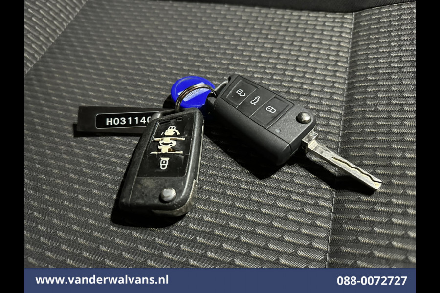 Volkswagen Transporter 2.0 TDI L2H1 Euro6 Airco | Apple Carplay | Imperiaal | Cruisecontrol | Camera | Trekhaak Android Auto, Parkeersensoren, Achterklep