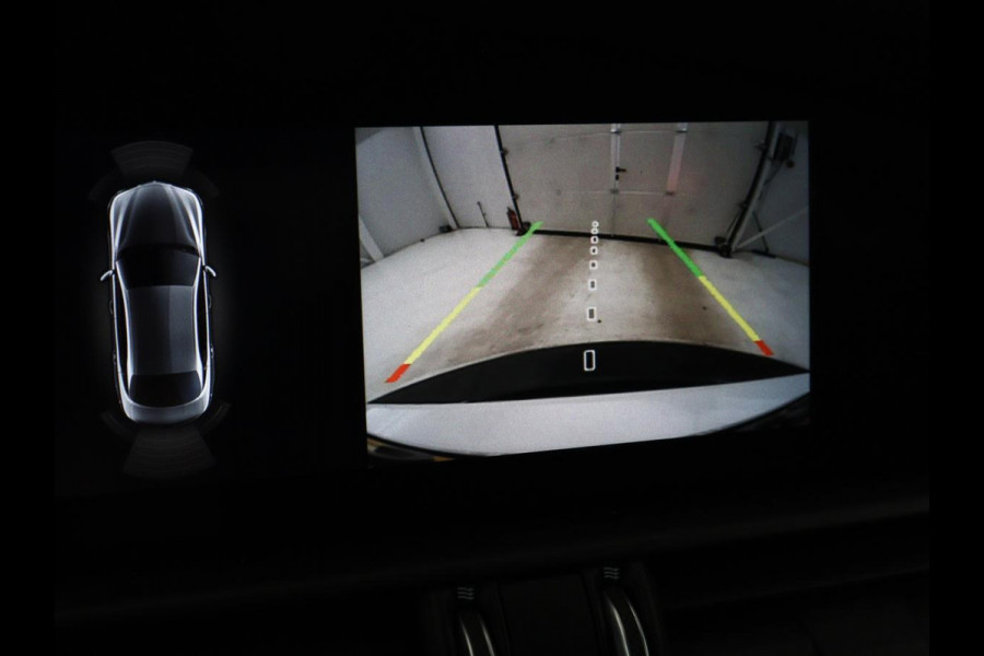 Alfa Romeo Giulia 2.0T Sprint | Veloce Pack | Leder | Adaptive cruise | Stoel & stuurverwarming | Trekhaak | Camera | Sportstoelen | Keyless | Carplay | Bi-Xenon | Climate control | Navigatie
