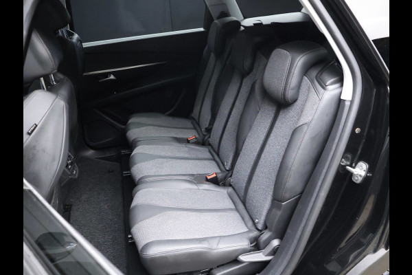 Peugeot 5008 1.2 PureTech Allure Avantage Sport (APPLE CARPLAY,NAVI,CAMERA,360 VIEW,GETINT,CLIMATE,CRUISE,SPORTSTOELEN,LM VELGEN)