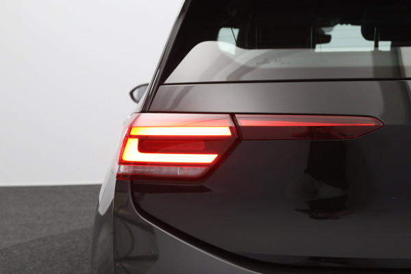 Volkswagen ID.3 Pro 58 kWh 204 PK, Warmtepomp, Winterpakket, Carplay, 18" LM Velgen