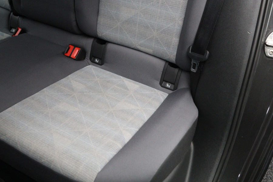 Volkswagen ID.3 Pro 58 kWh 204 PK, Warmtepomp, Winterpakket, Carplay, 18" LM Velgen
