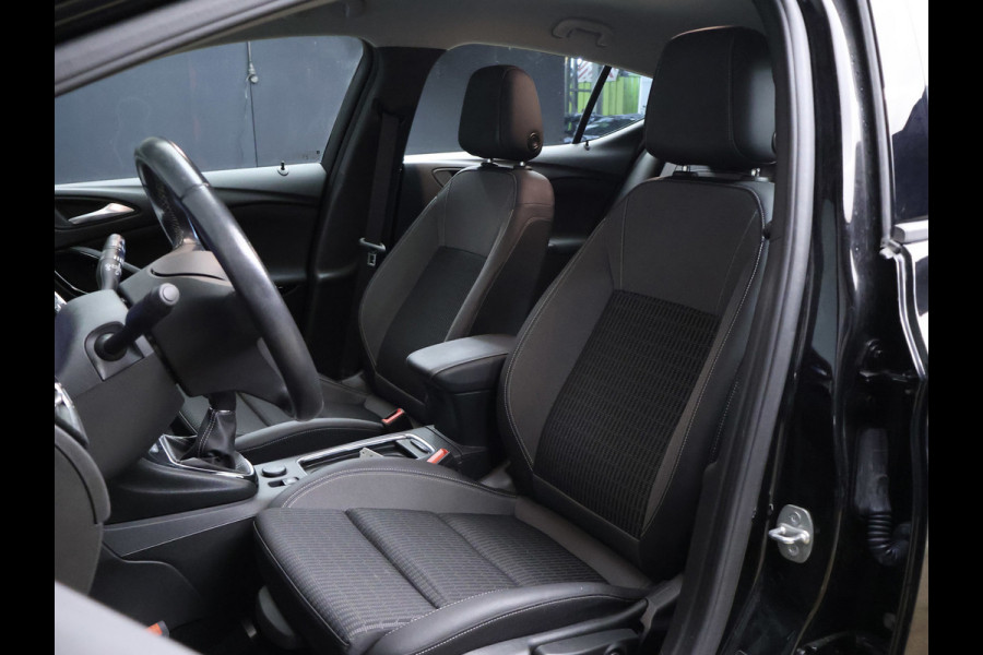 Opel Astra 1.2 Business Elegance Sport (NAVI,CAMERA,PDC,CLIMATE,CRUISE,LANE ASSIST,LED,SPORTSTOELEN,LM VELGEN,NETTE STAAT)