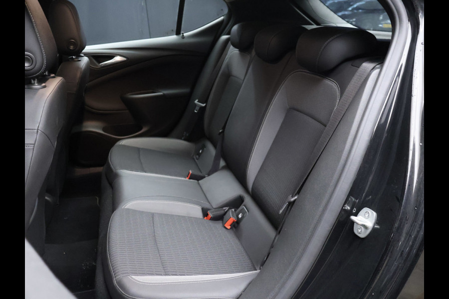 Opel Astra 1.2 Business Elegance Sport (NAVI,CAMERA,PDC,CLIMATE,CRUISE,LANE ASSIST,LED,SPORTSTOELEN,LM VELGEN,NETTE STAAT)
