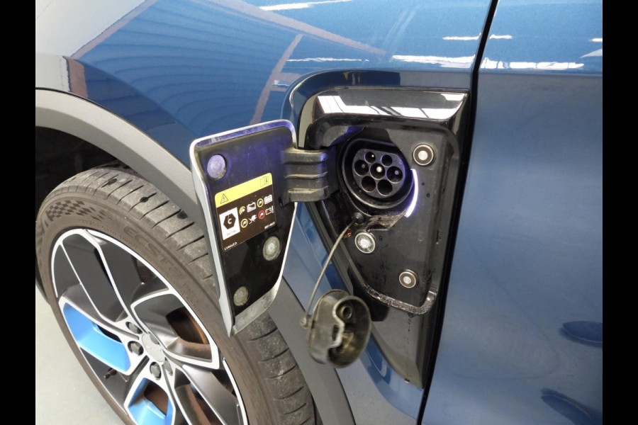 Lynk & Co 01 1.5 PHEV Plug-In ZWARTE HEMEL/360CAM/SCHUIFDAK/LED/20"LMV!