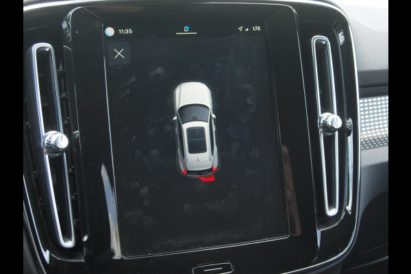 Volvo XC40 Recharge P8 AWD R-Design | SOH 91% | Trekhaak | Parkeersensoren | Apple Carplay | Cruise Control | NL-Auto |