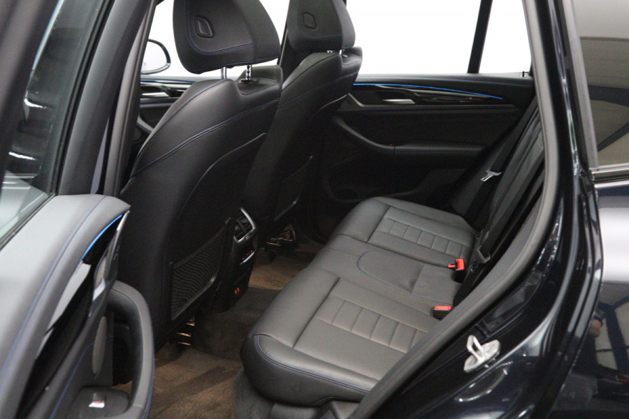 BMW iX3 High Executive 80 kWh 286 PK, SOH 99 %, Panoramadak, Driving Ass. Prof, 360 Camera, Head-Up, Carplay