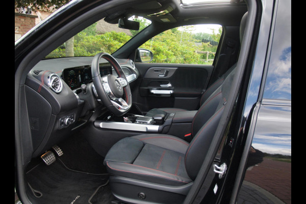 Mercedes-Benz EQB 250 AMG Line 7 Persoons 67 kWh | SOH 94% | Panoramadak | 360 Camera | Burmester | Apple Carplay |