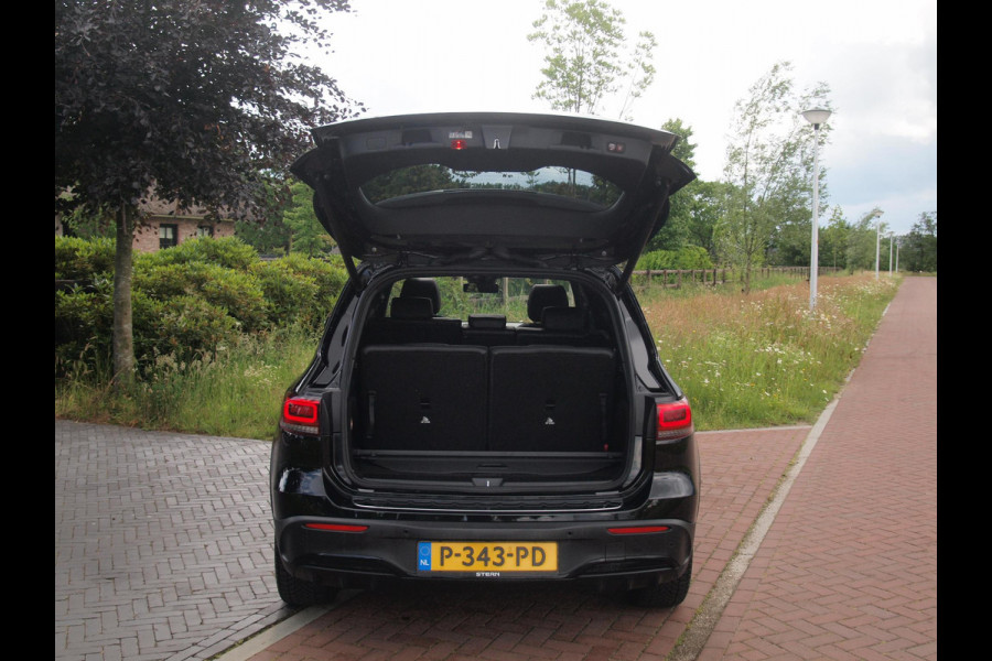Mercedes-Benz EQB 250 AMG Line 7 Persoons 67 kWh | SOH 94% | Panoramadak | 360 Camera | Burmester | Apple Carplay |