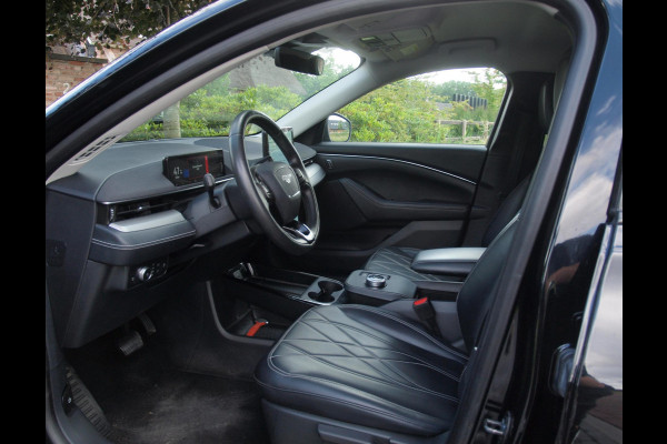 Ford Mustang Mach-E Extended RWD 98 kWh | SOH 94% | Camera | Apple Carplay | Cruise Control | NL-Auto |