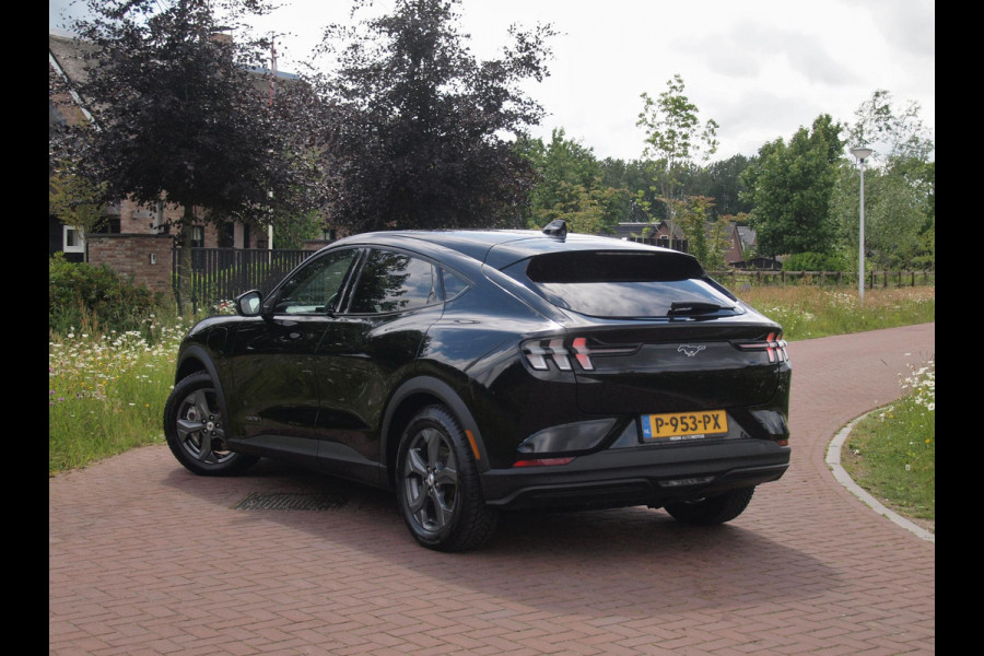 Ford Mustang Mach-E Extended RWD 98 kWh | SOH 94% | Camera | Apple Carplay | Cruise Control | NL-Auto |
