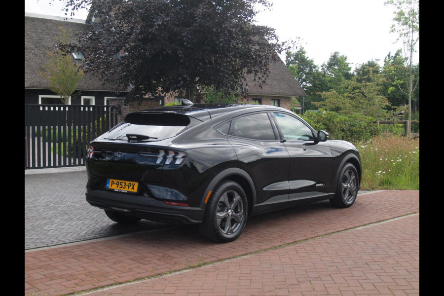Ford Mustang Mach-E Extended RWD 98 kWh | SOH 94% | Camera | Apple Carplay | Cruise Control | NL-Auto |