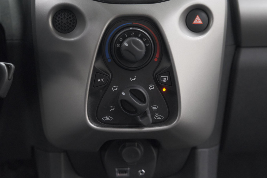 Citroën C1 1.0 e-VTi Feel | Camera | Airco | Lichtmetalen Velgen | DAB | 5 Deurs
