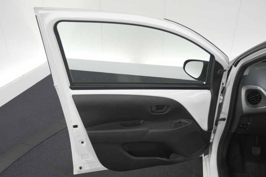 Citroën C1 1.0 e-VTi Feel | Camera | Airco | Lichtmetalen Velgen | DAB | 5 Deurs