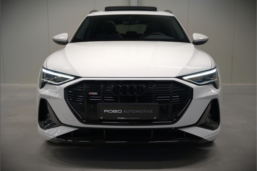Audi e-tron e-tron 50 quattro Launch edition Black 71 kWh | Black Edition | Panoramadak | Memory Seat | Luchtvering | Adaptive Cruise Control | Keyless | Matrix LED | Stoelverwarming | NAP | SOH 92,28%