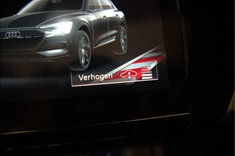 Audi e-tron e-tron 50 quattro Launch edition Black 71 kWh | Black Edition | Panoramadak | Memory Seat | Luchtvering | Adaptive Cruise Control | Keyless | Matrix LED | Stoelverwarming | NAP | SOH 92,28%