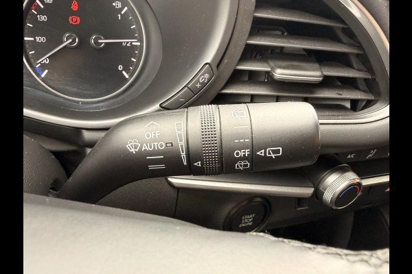 Mazda 3 2.0 e-SkyActiv-X M Hybrid 180 | DEALERONDERHOUDEN | 4-SEIZOENSBANDEN | NL AUTO |