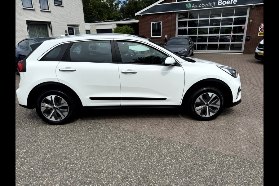 Kia e-Niro DynamicLine 64 kWh Trekhaak, Camera, App Connect