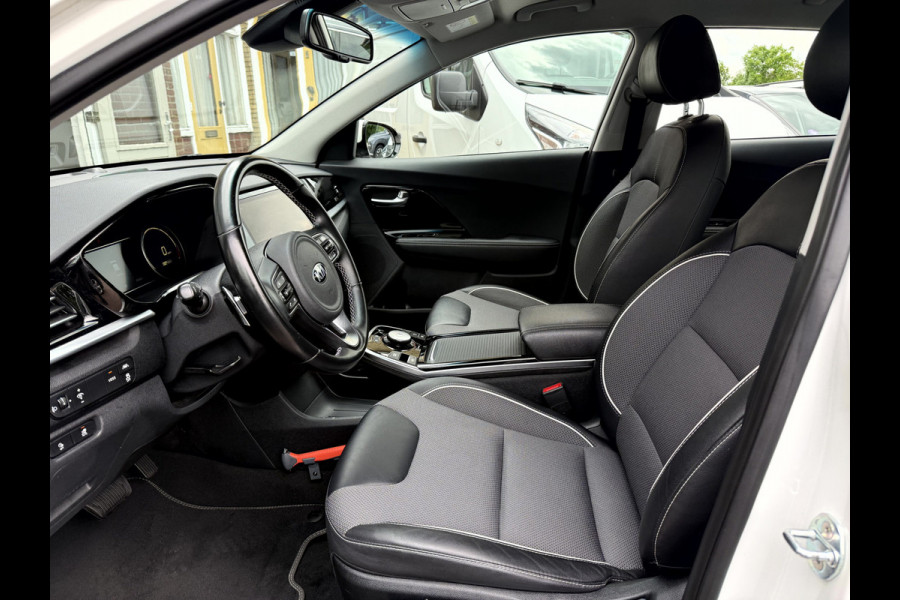 Kia e-Niro DynamicLine 64 kWh Trekhaak, Camera, App Connect