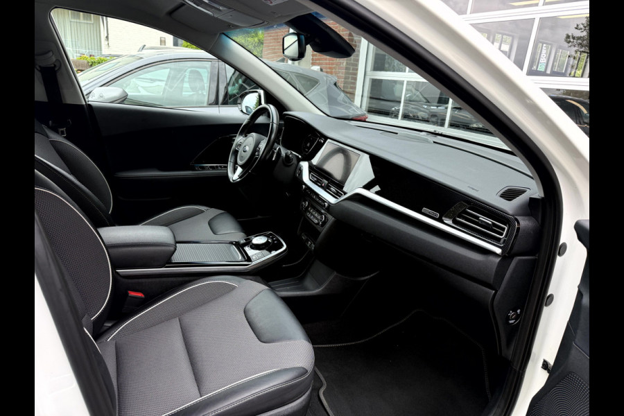 Kia e-Niro DynamicLine 64 kWh Trekhaak, Camera, App Connect