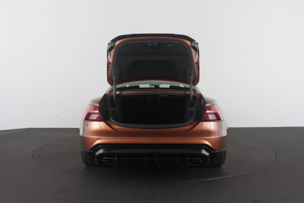 Audi e-tron GT RS 93 kWh > Carbon/Laser LED/Head-up/B&O/360°/Massage
