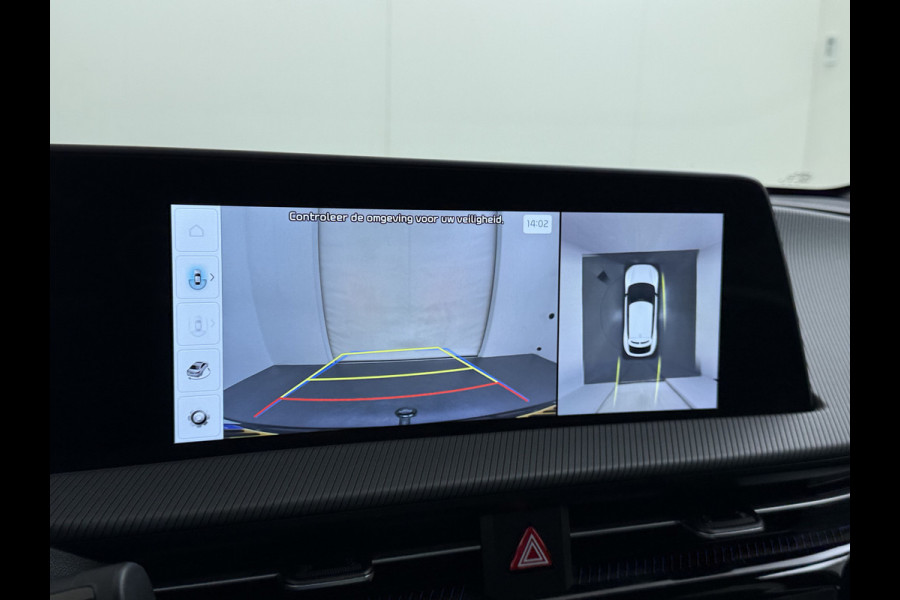 Kia Ev6 GT-Line 77.4 kWh SOH 95% Panoramadak V2L Warmtepomp Trekhaak Head-Up Display Meridian®-Surround Adap.Cruise Matrix Led 360°Camer Stoel+Stuurverwarming Stoel Massage+Ventilatie Elek.Stoelen+Memory Elek.Achterklep Privacy Glas Dealeronderhouden 1e Eigenaar Origineel Nederlandse Auto