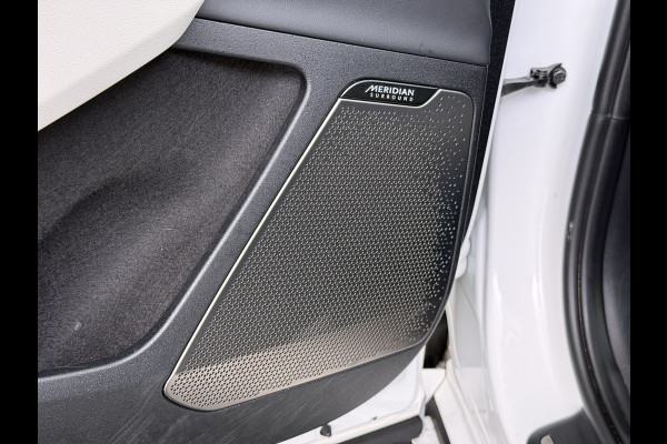Kia Ev6 GT-Line 77.4 kWh SOH 95% Panoramadak V2L Warmtepomp Trekhaak Head-Up Display Meridian®-Surround Adap.Cruise Matrix Led 360°Camer Stoel+Stuurverwarming Stoel Massage+Ventilatie Elek.Stoelen+Memory Elek.Achterklep Privacy Glas Dealeronderhouden 1e Eigenaar Origineel Nederlandse Auto