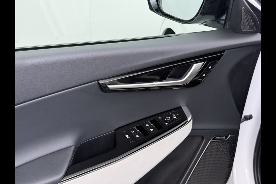 Kia Ev6 GT-Line 77.4 kWh SOH 95% Panoramadak V2L Warmtepomp Trekhaak Head-Up Display Meridian®-Surround Adap.Cruise Matrix Led 360°Camer Stoel+Stuurverwarming Stoel Massage+Ventilatie Elek.Stoelen+Memory Elek.Achterklep Privacy Glas Dealeronderhouden 1e Eigenaar Origineel Nederlandse Auto