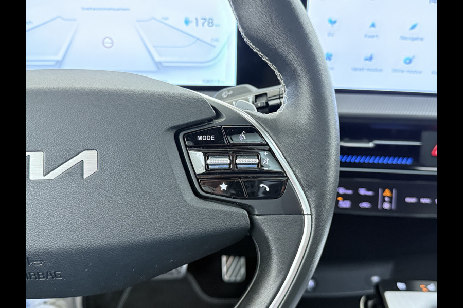 Kia Ev6 GT-Line 77.4 kWh SOH 95% Panoramadak V2L Warmtepomp Trekhaak Head-Up Display Meridian®-Surround Adap.Cruise Matrix Led 360°Camer Stoel+Stuurverwarming Stoel Massage+Ventilatie Elek.Stoelen+Memory Elek.Achterklep Privacy Glas Dealeronderhouden 1e Eigenaar Origineel Nederlandse Auto