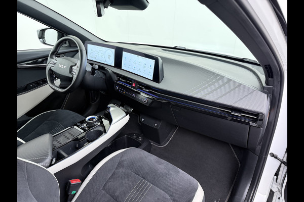 Kia Ev6 GT-Line 77.4 kWh SOH 95% Panoramadak V2L Warmtepomp Trekhaak Head-Up Display Meridian®-Surround Adap.Cruise Matrix Led 360°Camer Stoel+Stuurverwarming Stoel Massage+Ventilatie Elek.Stoelen+Memory Elek.Achterklep Privacy Glas Dealeronderhouden 1e Eigenaar Origineel Nederlandse Auto