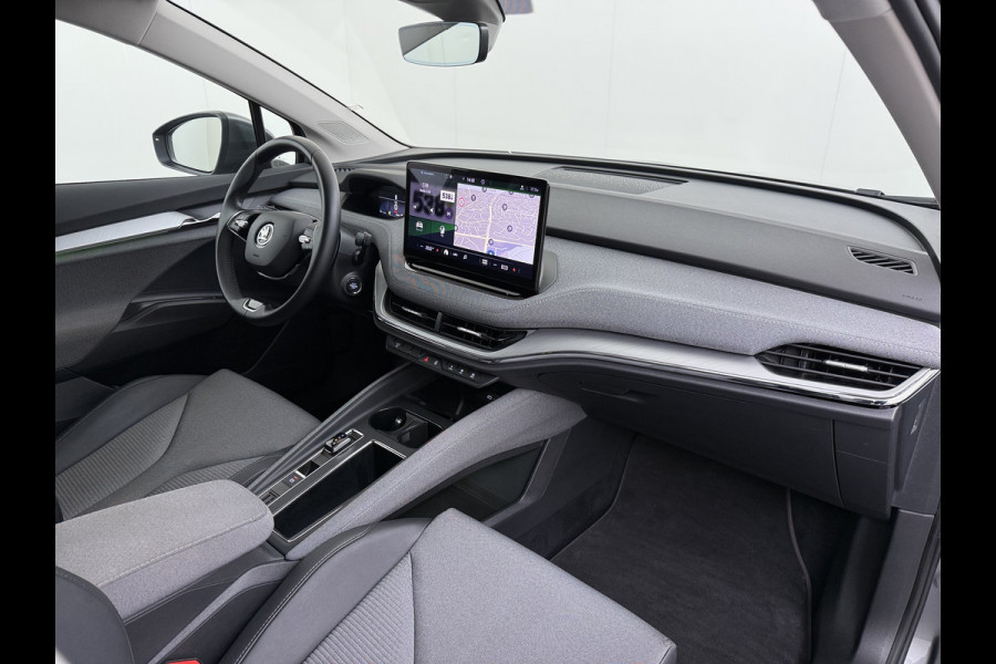 Škoda ENYAQ iV 60 SOH 94% Trekhaak Warmtepomp Navi Ecc Apple Carplay Android Auto Cruise Control Pdc Keyless Advanced Privacy Glas Led DAB Isofix Draadloze telefoonlader Rijstrooksensor 1.000KG Trekgewicht 1e Eigenaar Origineel Nederlandse Auto
