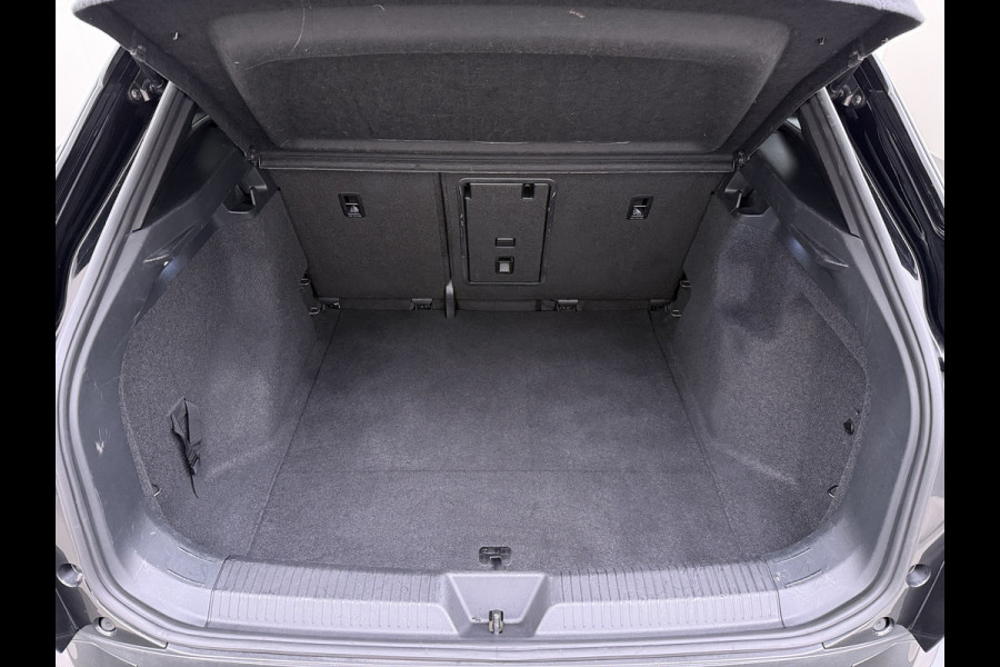 Volkswagen ID.4 1st 82Wh SOH 92,6% Navi Camera Adap.Cruise Pdc Stoel+Stuurverwarming Apple Carplay Android Auto Privacy Glas Lmv 20" Led Bluetooth Voorruitverwarming Isofix 1e Eigenaar Origineel Nederlandse Auto