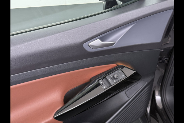 Volkswagen ID.4 1st 82Wh SOH 92,6% Navi Camera Adap.Cruise Pdc Stoel+Stuurverwarming Apple Carplay Android Auto Privacy Glas Lmv 20" Led Bluetooth Voorruitverwarming Isofix 1e Eigenaar Origineel Nederlandse Auto
