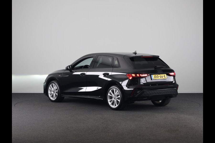 Audi A3 Sportback 40 TFSI e S edition 204 pk S-tronic | Verlengde garantie | Navigatie | Parkeersensoren (Park assist) | Achteruitrijcamera | Adaptieve cruise control | Stoelverwarming | S-Line |