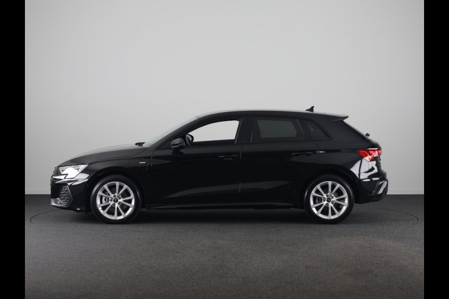 Audi A3 Sportback 40 TFSI e S edition 204 pk S-tronic | Verlengde garantie | Navigatie | Parkeersensoren (Park assist) | Achteruitrijcamera | Adaptieve cruise control | Stoelverwarming | S-Line |