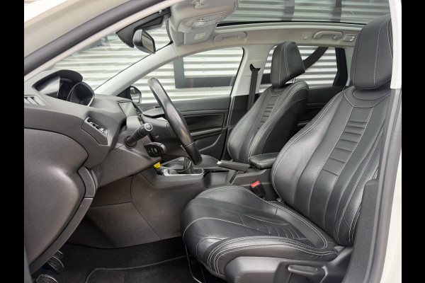 Peugeot 308 SW 1.2 PureTech Blue Lease Executive 2e Eigenaar|Navi|Clima|Cruise|Pano|Trekhaak|Carplay|PDC V+A|D-riem vv in2024|N.A.P|APK tot 04-2027